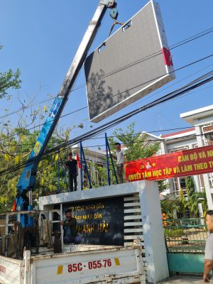 Bảng LED đủ màu